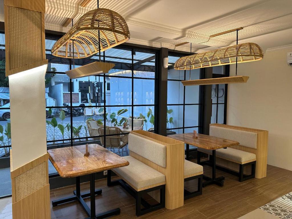 Hotel Masri Living By Daphna International Kejayan Exterior foto
