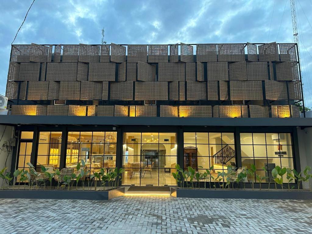 Hotel Masri Living By Daphna International Kejayan Exterior foto